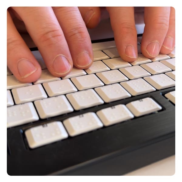 Braille keyboards